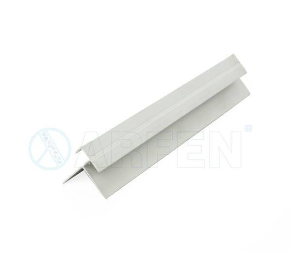 HB18-01S PARKE MERDİVEN BURUN PROFİLİ SARI
